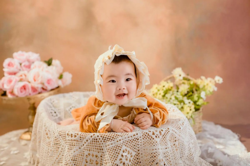 北京代生子机构包男孩八个月宝宝拉奶瓣